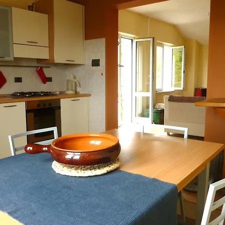 Ultima Casa Liguria Lägenhet *